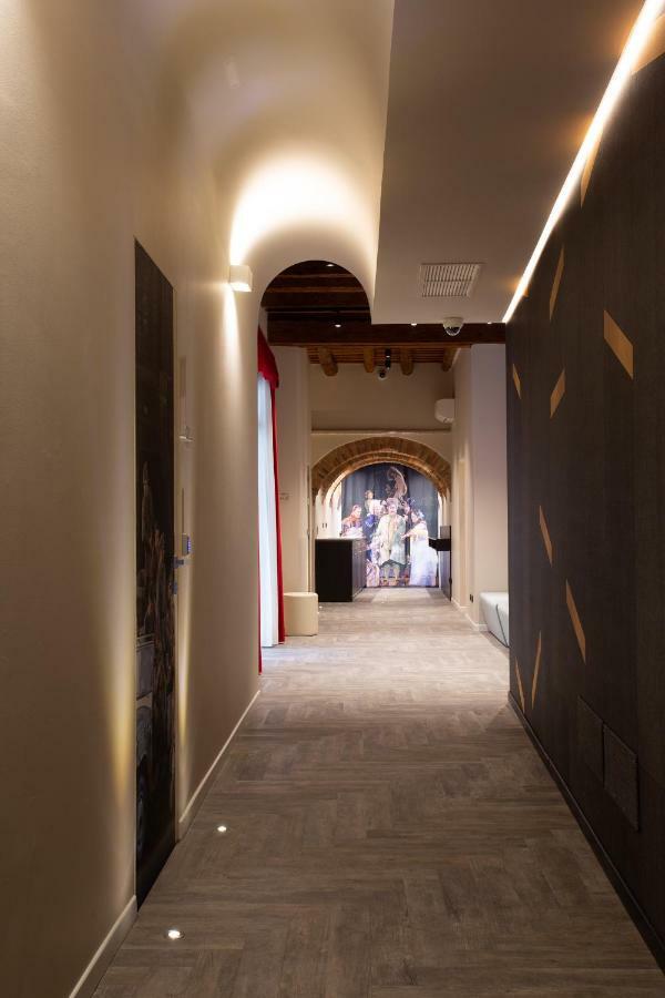 Italianflat - Theatrum And Gasthof